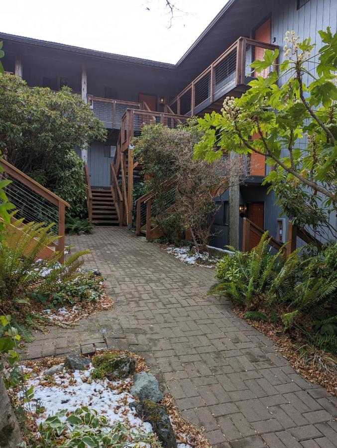 The Landmark Inn On Orcas Island Eastsound Экстерьер фото